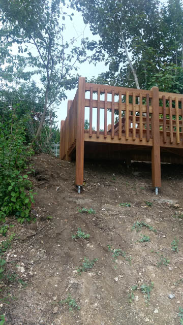 A photograph of an Applewood Joinery Ltd casement window.
